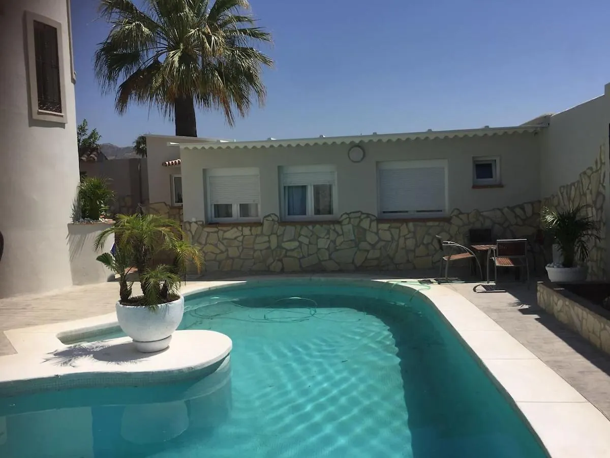 Exclusivo Con Piscina De Uso Privado, Barbacoa Y Las Mejores Playas A 500 Metros Marbella